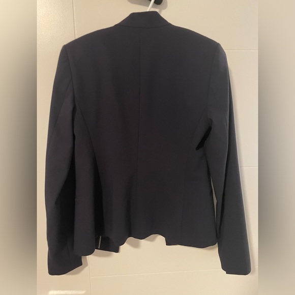 Womans blazer! Brand new never worn Icone blazer size 6 - Picture 3 of 3